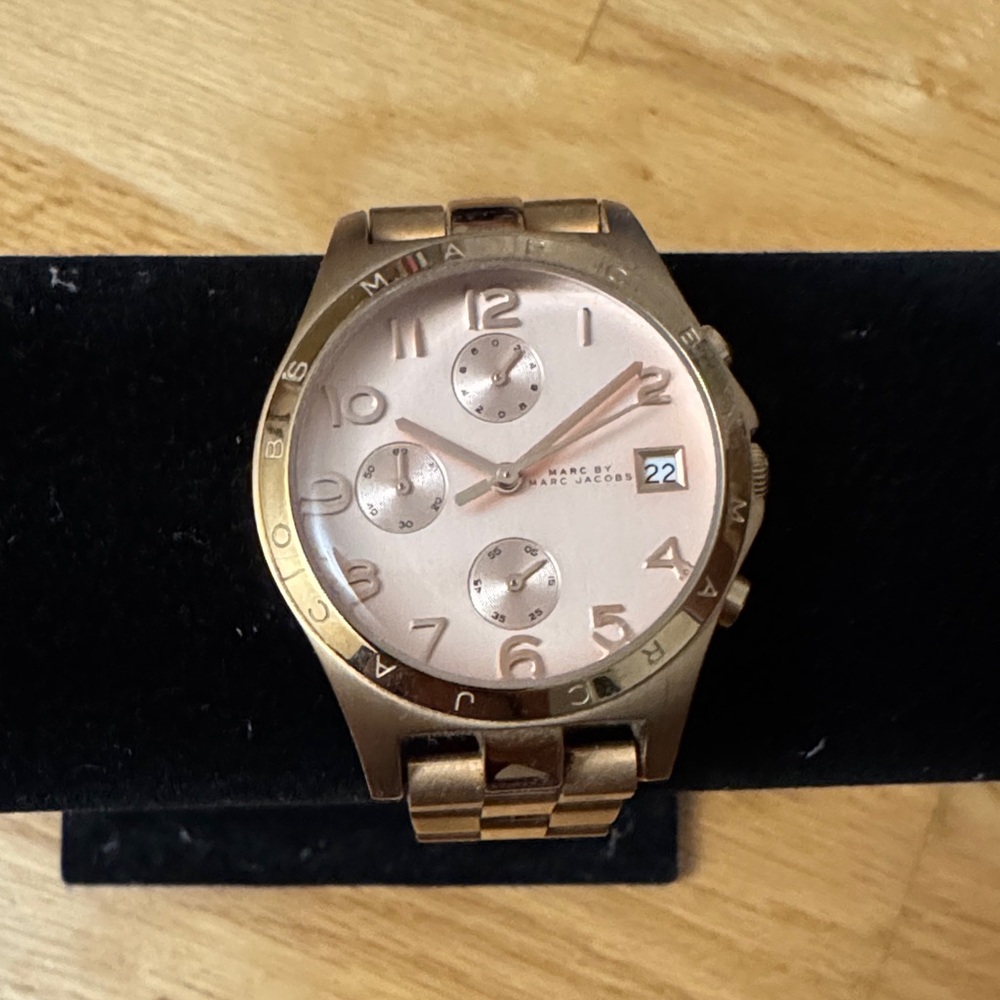 Marc Jacobs Rose Gold Women's Watch